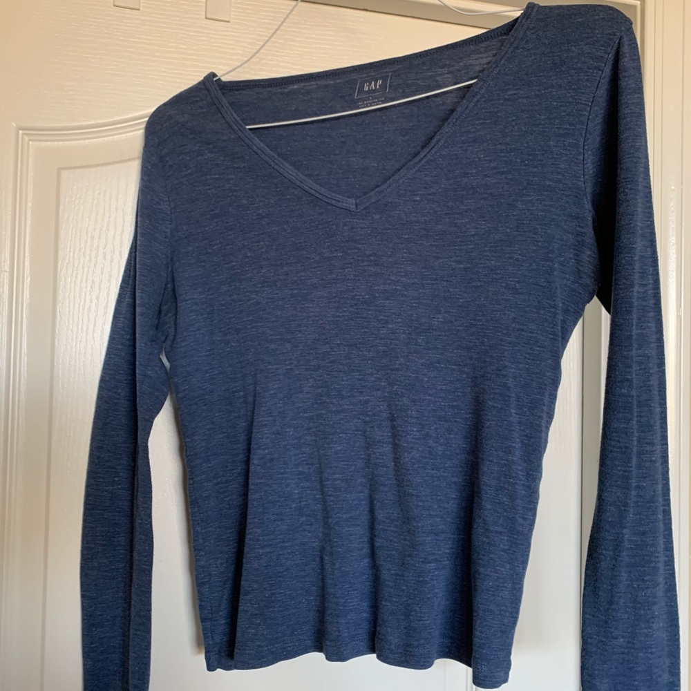 Blue long sleeve top // size: L // GAP